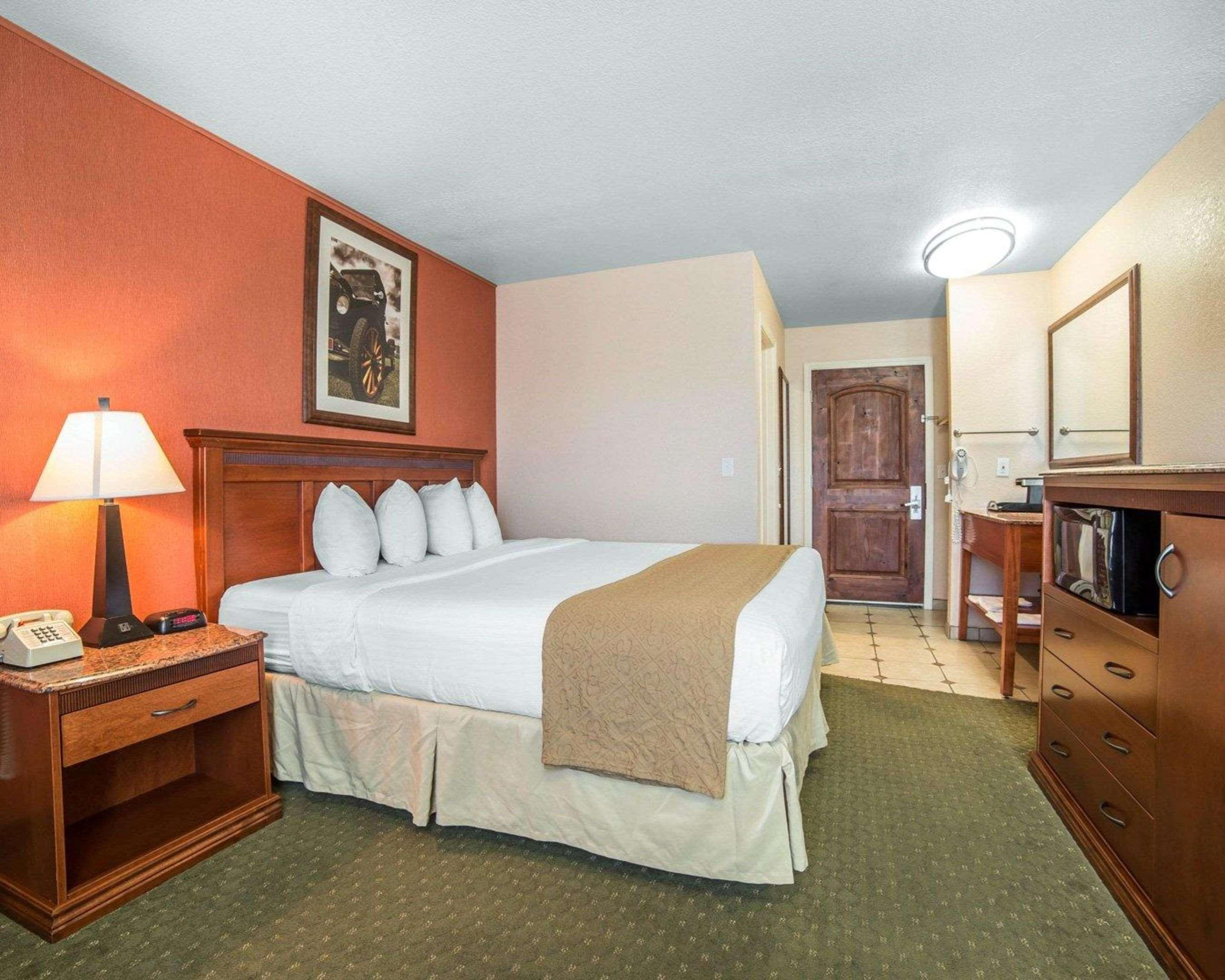 Quality Inn Winnemucca - Model T Casino Bagian luar foto