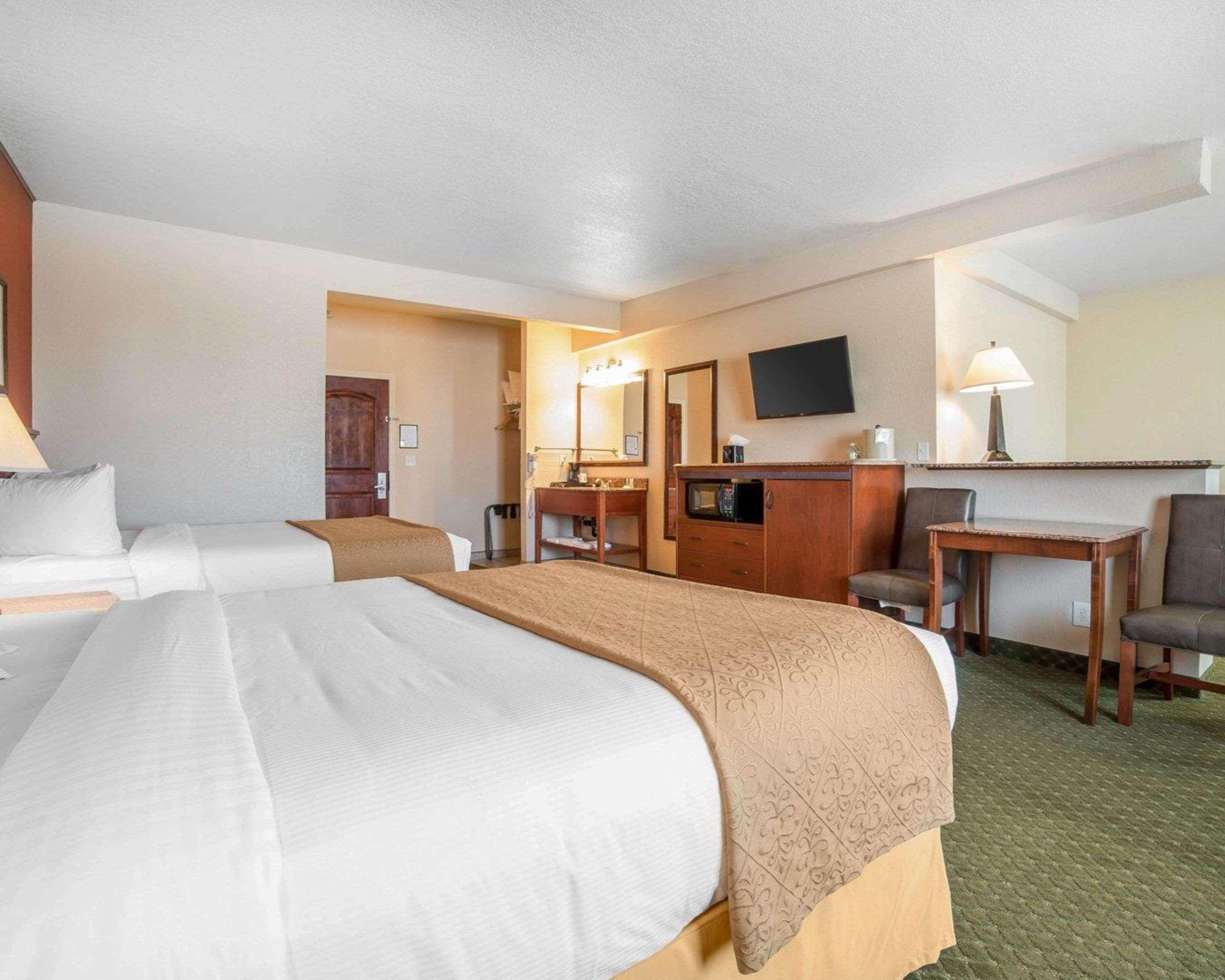 Quality Inn Winnemucca - Model T Casino Bagian luar foto